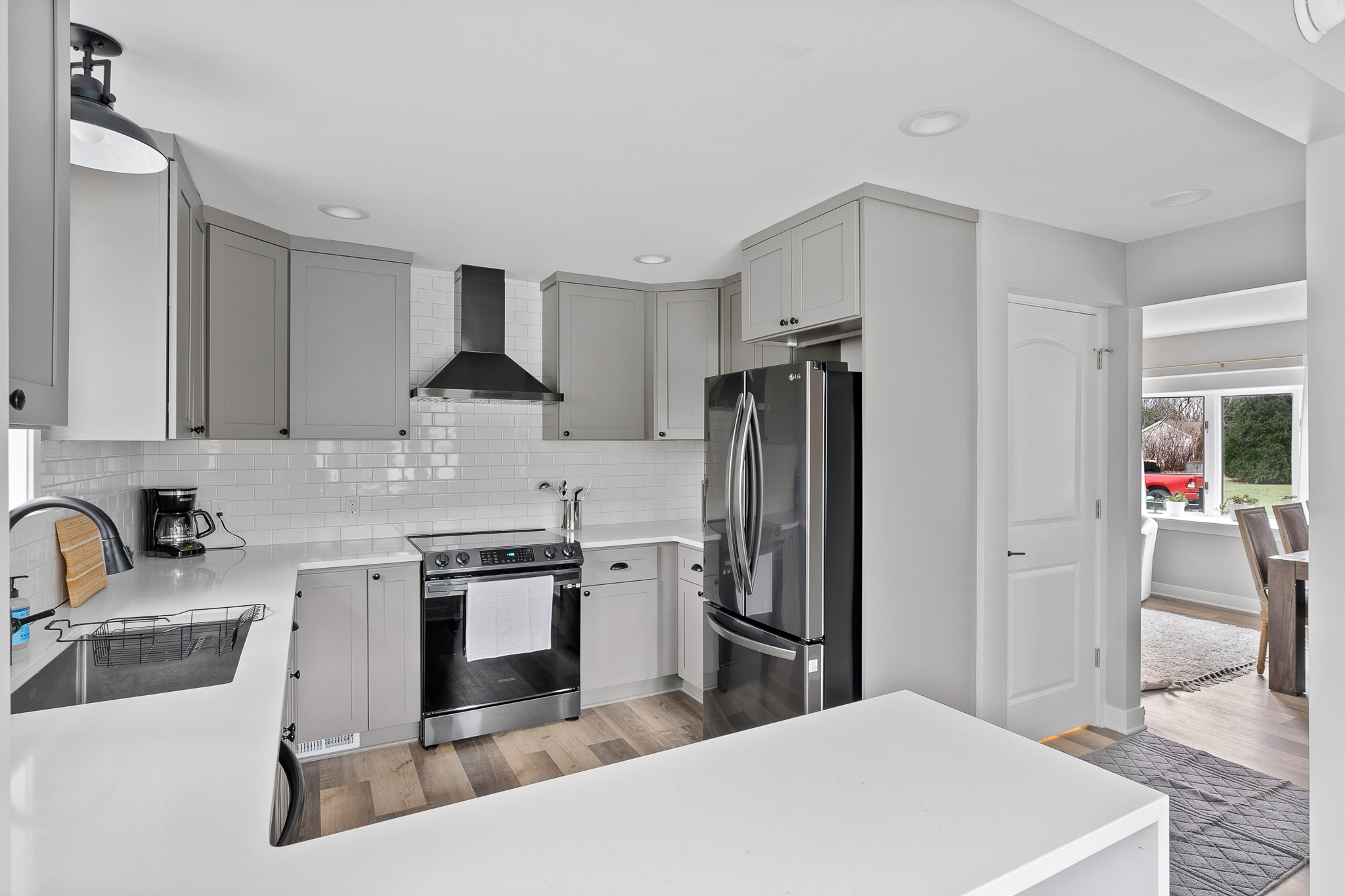 Beautiful kitchen remodel in the Whitefish Bay, Wisconsin area by JB Custom Drywall