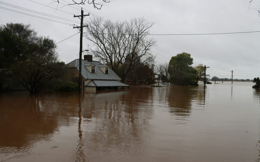 JB Custom crew provides emergency flood damage repair in Milwaukee